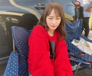 Rina Kawaei Instagram - 暑さと風に負けちゃってる人
#親愛なる僕へ殺意をこめて