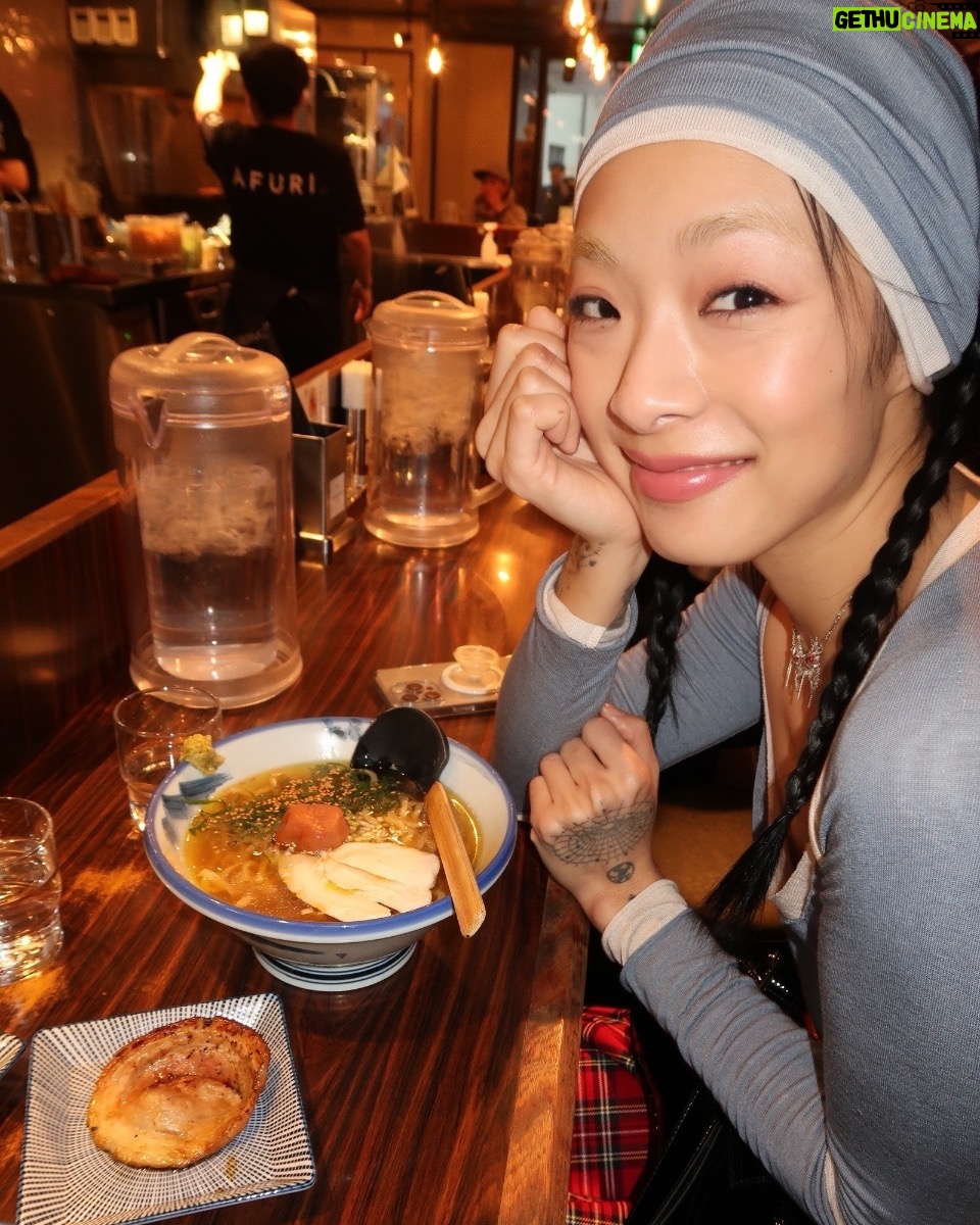 Rina Sawayama - 3 Likes - it's giving fruits !