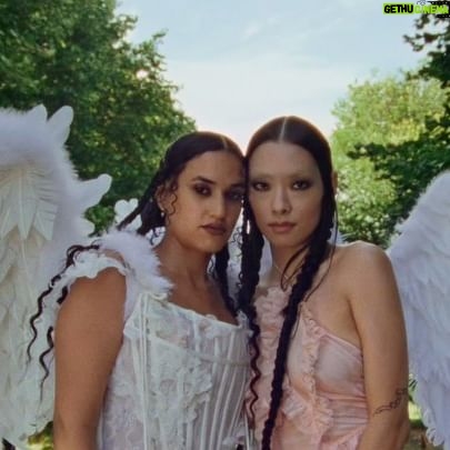 Rina Sawayama - 50.8K Likes - Kiss Me is out now!!! over the moon to have @rinasonline on this track with me, ilysm ❤️ video directed by: India Harris #kissme
director: india harris @indiaroseharris
ep: danny herman @daneherman
producer: maya dufeu @mayadufeu
dop: adam singodia @adamsingodia
production designer: ellie koslowsky
editor: carina etae @carinaetae_
colour house: electric theatre collective @etc.colour
colourist: andi chu @andikdc
colour producer: Oliver whitworth
vfx lead: gino fernandez @greezus.christ
online editor: carl atiyeh _cosmic_carl
post producer: mel giles @_melgiles_
location manager: ted
production manager: dulcie menzie _dolciengabana
1st ad: ffion kunz @ffionbeany
2nd ad: lluc mestre @llucmestre
runner: hamish
runner: izzy mac
runner: darcey norgan
focus puller: sam johnson
key grip: dan huntley
tracking vehicle: darren short
gaffer: rob white @robawhite
spark: harry gay
Spark: will jensen @will.jnsn
spark: santi turu-leslie @santiago_turu_leslie
art department assistant: amelia tavenner @ameliatavenner
art department assistant: marta stok @martastok_
cast stylist: chris horan @chrishoran20
stylist assistant: amelia levin sheffield @amelialevinsheffield
stylist assistant: aastha kothari
empress of mua: alice dodds @alicedoddsmakeup
empress of hair stylist: rachel lee @_uncle__lee_
rina sawayama nails: angel nguyen
rina sawayama mua: terry barber @terrybarberonbeauty
rina sawayama hair stylist: tomi roppongi @tomomiroppongi
rina sawayama social manager: courtney rosemeyer
social content: kylie mohrmann @kyyy06
bts pictures: charlotte patmore @voteforpatmore
vfx artist: anurag raj @infinite__vfx
vfx artist: rocio herrero atienza @iamrosko_
vfx artist: joe forder @joe.fdr
vfx artist: massimo branca @brencaaa
title designer: sam coldy
minibus driver: gavin baker
concorde winnie driver: paul
minnie winnie driver: ian mcall
honeywagen driver: michael