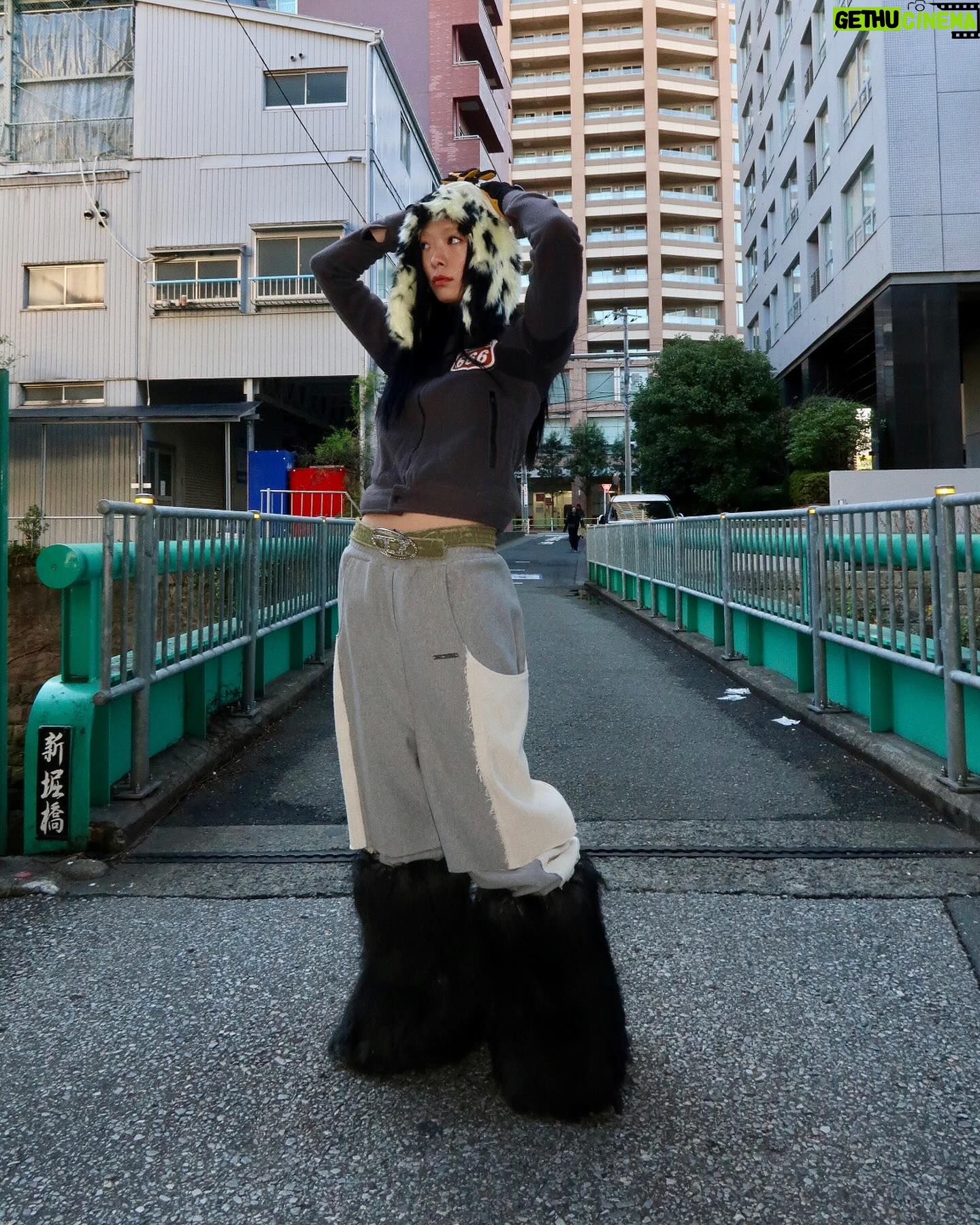 Rina Sawayama - 3 Likes - she’s cosy 🐨