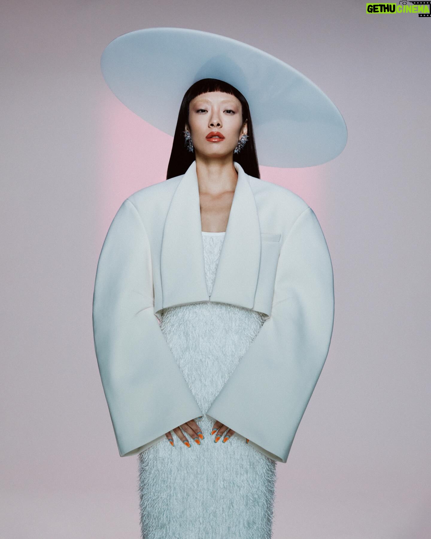 Rina Sawayama - 3 Likes - so excited to announce I have partnered with @zalando as their new ambassador for Designer in 2024 ! lots more to come and can’t wait for you to see it all 😭✨ #ad
DOP: @jakehunterrrrrrrrrr
Styling: @georgia.pendlebury
Creative direction: @zalando
Casting: @rik_kos
BTS motion: @jamoncreative
Set Designer: @ibbynjoya
Hair Stylist: @shonju
Makeup Artist: @monaleannemakeup
Manicurist: @angelsnailz
Production: @cebestudio
PR: @smartsagency