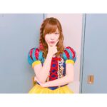Rino Sashihara Instagram – 誠子さんに逮捕されそうなハロウィン写真。。👻🍭 #今夜くらべてみました