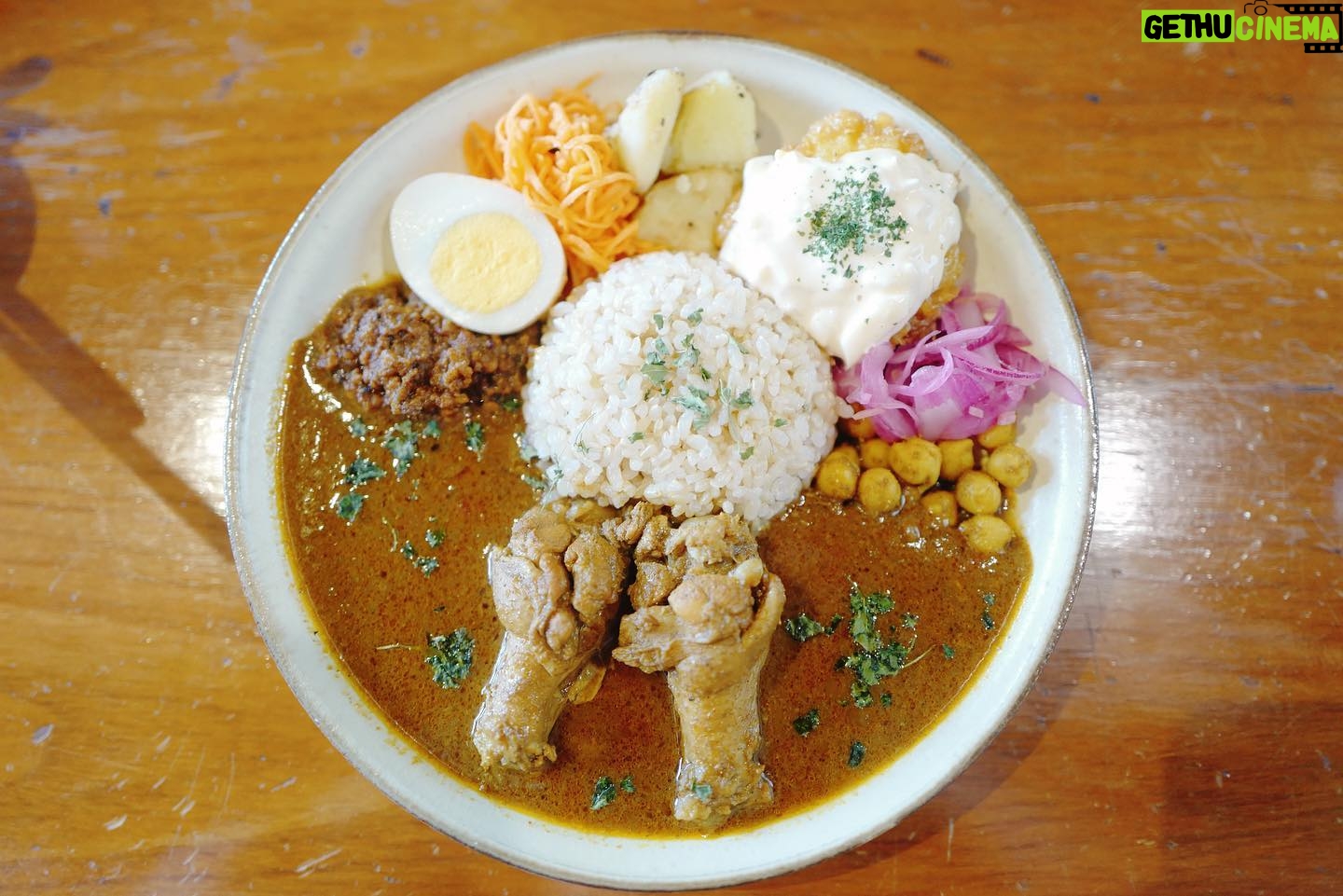Rino Sashihara Instagram - 美味しかったカレー #意識高い系カレー って打ったら #意識高い系カレーは死滅せよ ってタグ出てきたけどおしゃれカレーに親殺されてるやつやん 美味しいので福岡の皆さんぜひ!