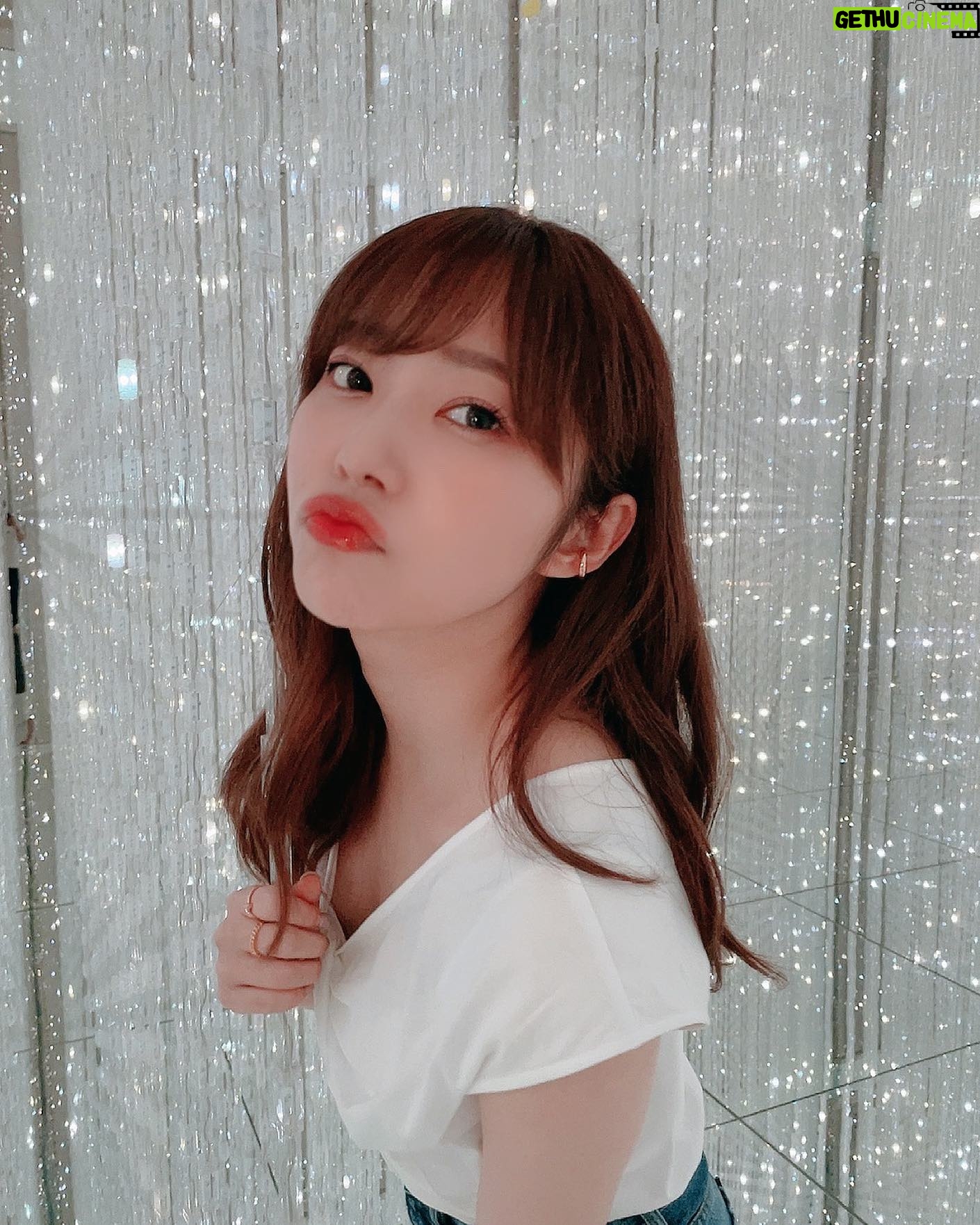 Rino Sashihara Instagram - カラコンストロベリークォーツです (カラコンについてしか喋れない病です)