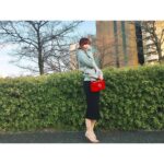 Rino Sashihara Instagram - 毎日タイトスカートマンです、こんばんは🌙 トップス #SHIPS スカート #zara バッグは事務所の方からお誕生日プレゼント。（ #太田プロ #いい関係 #ワイドナショー ）