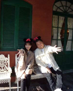 Rino Sashihara Instagram - #超無敵クラス @mutekiclass_ntv 
ディズニーロケ！🏰

ゆめぽて @dorifarm_yume14 
たくさん写真送ってくれたー！
ありがとう！

1〜4枚目 ゆめぽて撮影
5枚目 この日、唯一自分の携帯で撮ったセルフィーがこれだけでした。夢の国感ゼロ！