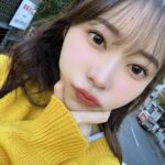 Rino Sashihara Instagram - クリスマスや年末が近づくとカラコンがたくさん動くので大切な予定があるのかな〜。そしてそんな日に選んでもらえて嬉しいな〜なんて思ってます☺️ カラコン・デートトパーズ リップ・パピーレッド アイシャドウ・イノセントピーチ チーク・シェルピンク