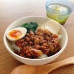 Rino Sashihara Instagram - 魯肉飯。﻿ #悲しいね変わらず家にマットなし #575