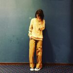 Rino Sashihara Instagram - 全身にフワッときなこをまぶした感じの私服です。 トップス #champion パンツ #acnestudios
