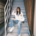 Rio Uchida Instagram – GW。お天気だったので
大好きなアニメ、カウボーイビバップを胸に
友達とランチしてぶらぶら散歩🐈

知らないおばあちゃんに、
ズボン破れてると運気下がるよって叱られました🙇
みんなも連休楽しんでね😌

#オタtの着こなし 
#CowboyBebop
📷@nekoze_photo