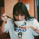 Rio Uchida Instagram – GW。お天気だったので
大好きなアニメ、カウボーイビバップを胸に
友達とランチしてぶらぶら散歩🐈

知らないおばあちゃんに、
ズボン破れてると運気下がるよって叱られました🙇
みんなも連休楽しんでね😌

#オタtの着こなし 
#CowboyBebop
📷@nekoze_photo