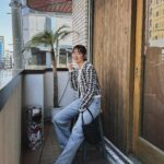 Rio Uchida Instagram – 少し前に一分咲きの桜を見に行った時の🌸
今ちょうど満開かな？

outer: @clane_official 
T-shirt: @uniqlo_jp 
denim: @clane_official 
bag: @therow 
boots: @maisonmargiela