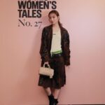 Rio Uchida Instagram – MIUMIU WOMEN’S TALES 

ミュウミュウのショートフィルムプロジェクト「MIU MIU WOMEN’S TALES」は女性をエンパワーする活動のひとつ。今回はタン・チュイムイ監督のショートフィルムを鑑賞させて頂きました。

昔から強く美しい女性に憧れます。
ファッションも私の心を強くしてくれる味方です。

ビンテージ風のセットアップのスカートをローウエストで履いてグリーンのアンダーウェアをチラ見せしてるのが新鮮でした🤎💚

#MiuMiu #MiuMiuWomensTales #PR