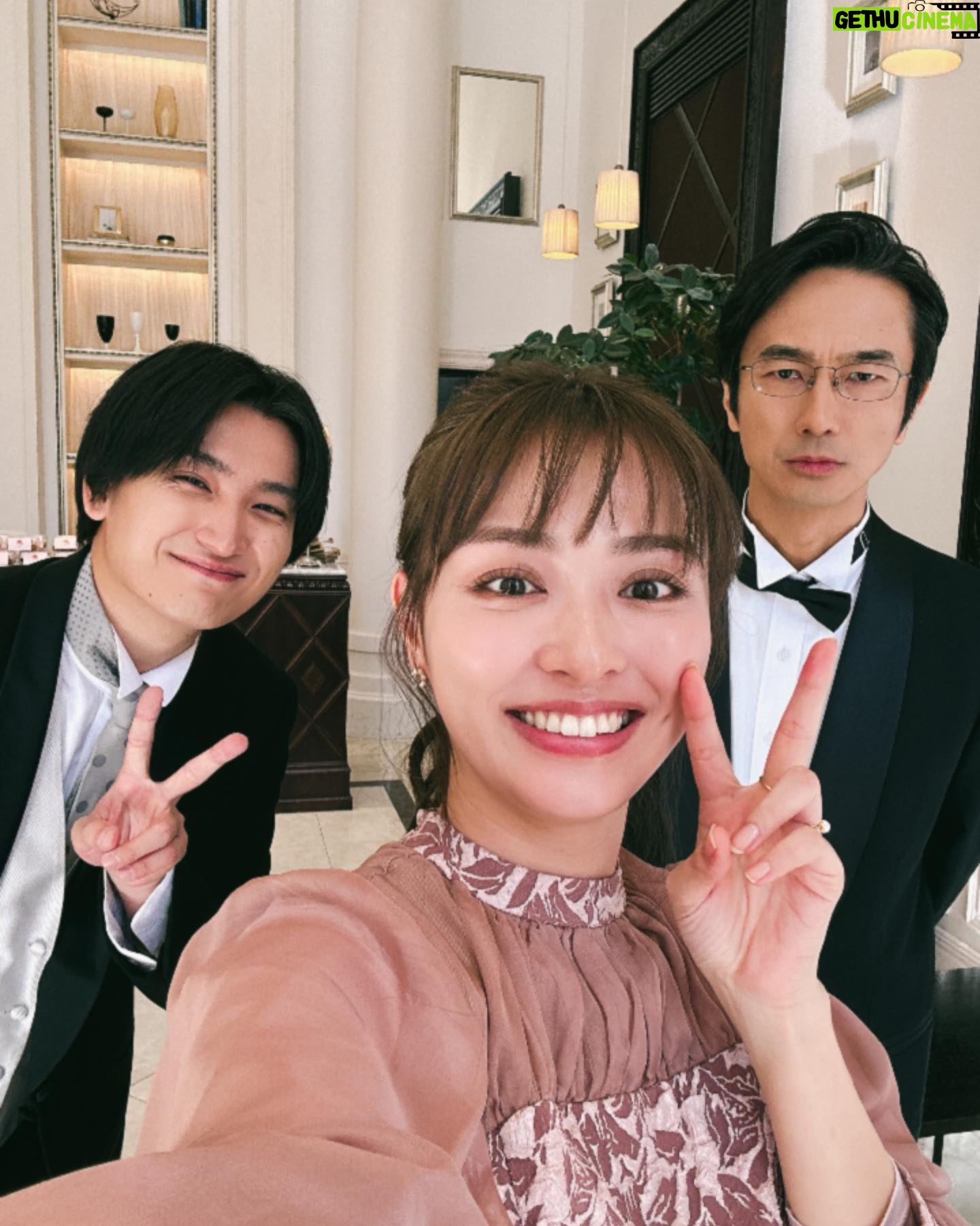 Rio Uchida - 47.6K Likes - #おっさんずラブ-リターンズ-
今夜第7話放送です。
ちず、倒れます🥲部長も吐血で心配🥹
是非ご覧ください。
写真は前回の結婚式の会場で✌️🩷