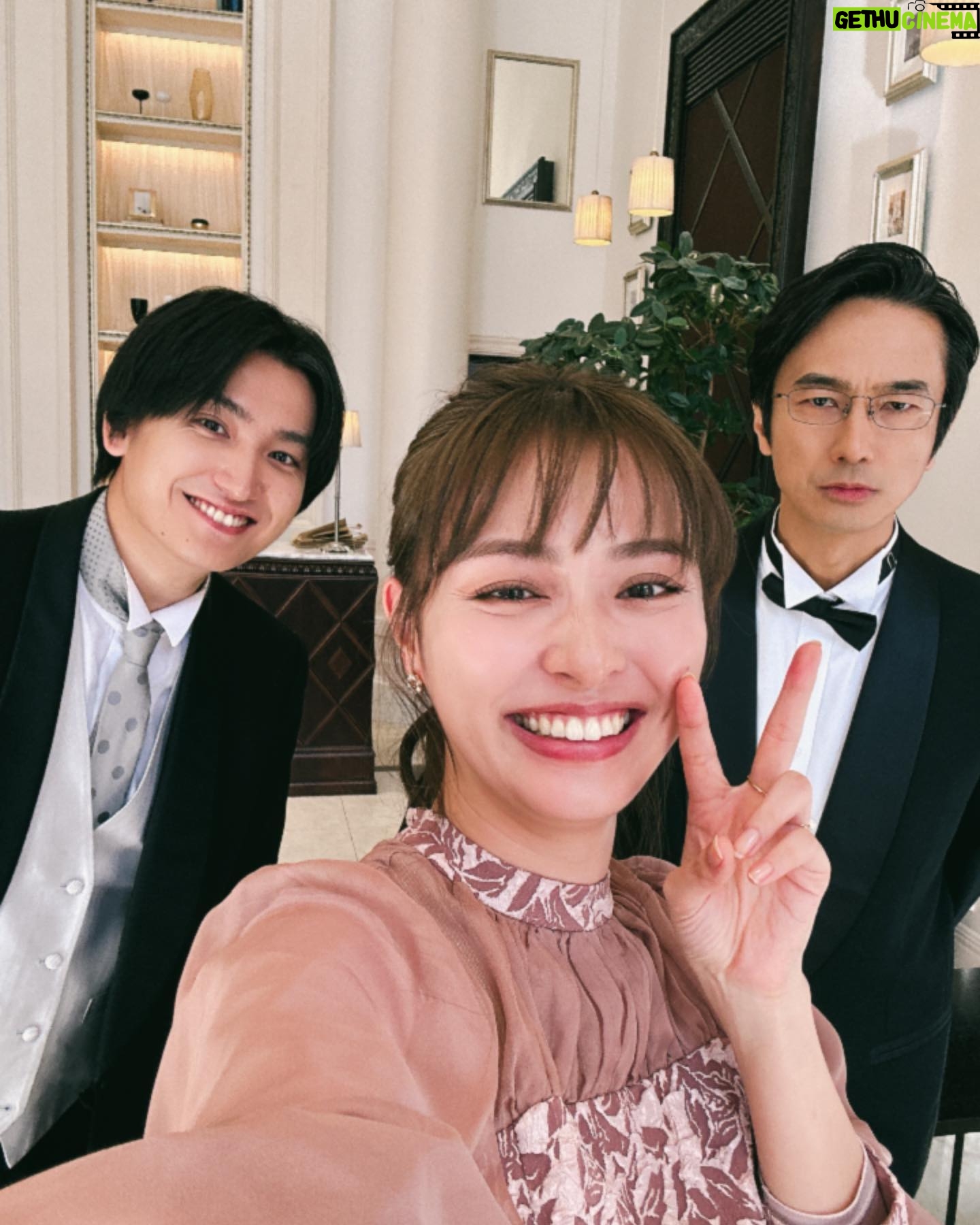 Rio Uchida - 47.6K Likes - #おっさんずラブ-リターンズ-
今夜第7話放送です。
ちず、倒れます🥲部長も吐血で心配🥹
是非ご覧ください。
写真は前回の結婚式の会場で✌️🩷