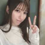 Risa Yukihira Instagram - ✌︎ . . . （スカートじゃなくてショートパンツです…！）