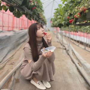 Risa Yukihira Instagram - 🍓🍓🍓