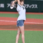 Risa Yukihira Instagram - 昨日は埼玉西武ライオンズさんで始球式させていただきました⚾️ 初めての経験！とっても緊張した…！ ふわふわボールだったので次はもっと投げれるように練習頑張ります🔥 ご声援くださった皆さんありがとうございました💙💙🦁 #西武ライオンズ#seibulions#聖心美容クリニック#聖心30周年感謝ナイター