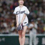 Risa Yukihira Instagram - 昨日は埼玉西武ライオンズさんで始球式させていただきました⚾️ 初めての経験！とっても緊張した…！ ふわふわボールだったので次はもっと投げれるように練習頑張ります🔥 ご声援くださった皆さんありがとうございました💙💙🦁 #西武ライオンズ#seibulions#聖心美容クリニック#聖心30周年感謝ナイター