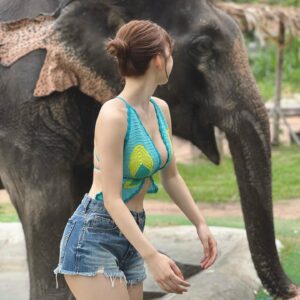 Risa Yukihira Instagram - 🐘🫧

#ヤングジャンプ