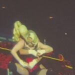 Rita Guedes Instagram - Meu #tbt de hoje foi do melhor show que já assisti ! Vi 4 shows da @madonna , maravilhosos , mas nada se compara com Celebration Tour ! Madonna revisita toda sua carreira , canta seus maiores sucessos , músicas que marcaram ! Madonna è e sempre será a RAINHA do pop mundial , todas as outras cantoras que vieram depois tem um traço do talento dela . Madonna è uma referência e inspiração . Avoè @madonna My #tbt today was to the best show I’ve ever seen! I saw 4 @madonna’s concerts, wonderful all of them, but nothing compares to the Celebration Tour! Madonna revisits her entire career, sings her biggest hits, songs that left a mark! Madonna is and always will be the QUEEN of world pop, everyone who came after has a trace of her talent. Madonna is a reference and inspiration. Avoè @madonna #queen #pop #losangeles #usa