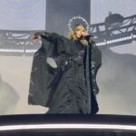 Rita Guedes Instagram - Meu #tbt de hoje foi do melhor show que já assisti ! Vi 4 shows da @madonna , maravilhosos , mas nada se compara com Celebration Tour ! Madonna revisita toda sua carreira , canta seus maiores sucessos , músicas que marcaram ! Madonna è e sempre será a RAINHA do pop mundial , todas as outras cantoras que vieram depois tem um traço do talento dela . Madonna è uma referência e inspiração . Avoè @madonna My #tbt today was to the best show I’ve ever seen! I saw 4 @madonna’s concerts, wonderful all of them, but nothing compares to the Celebration Tour! Madonna revisits her entire career, sings her biggest hits, songs that left a mark! Madonna is and always will be the QUEEN of world pop, everyone who came after has a trace of her talent. Madonna is a reference and inspiration. Avoè @madonna #queen #pop #losangeles #usa