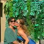Rita Guedes Instagram – Feliz dia das mães ! Te admiro muito . Te  amo @maridesguedes . Desejo a todas as mães muito amor e paz ❤️