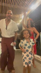 Rita Pereira Instagram - Family wedding in Mexico 🇲🇽💍🌴 #familytime #wedding #mexico #love #goodvibes #happiness