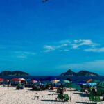 Rita Pereira Instagram - O nosso dia foi simples e maravilhoso 🤎 #beach #family #love #riodejaneiro #momandson #goodvibes #sun #sea #sand #travel #livinginRio #brasil