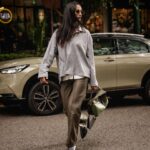 Rita Pereira Instagram – Vim umas horas a Portugal e uma das coisas que tinha saudades era de conduzir o meu @honda.pt . Além de confortável, seguro e espaçoso, é muito bonito, não acham?!
Oh para ele todo moderno 😊👌🏾
#honda #hondaportugal #embaixadoraHonda #ThePowerOfDreams #hondahrv #collab