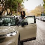 Rita Pereira Instagram – Vim umas horas a Portugal e uma das coisas que tinha saudades era de conduzir o meu @honda.pt . Além de confortável, seguro e espaçoso, é muito bonito, não acham?!
Oh para ele todo moderno 😊👌🏾
#honda #hondaportugal #embaixadoraHonda #ThePowerOfDreams #hondahrv #collab