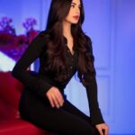 Ritika Badiani Instagram - 🖤