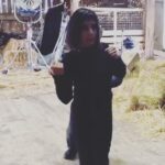 Ritu Arya Instagram – Rehearsing between scenes in below zero degrees… 🧤

Who needs a saucepan
