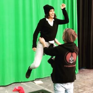 Ritu Arya Instagram - When baby Lila learnt to fly... 🦋🎢👾 🐝

It not as easy as it looks 🐑