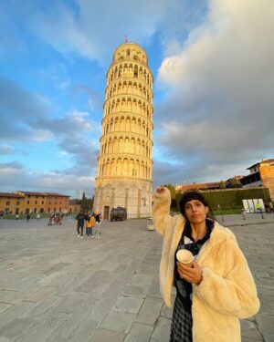 Ritu Arya Instagram - 2022 photo dump part 1 ft. Douglas