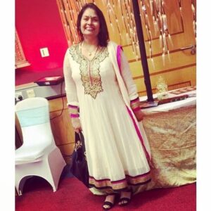 Ritu Arya Instagram - My beautiful mama ❤️❤️❤️

Mum, you’ve been there for me through thick and thin... Always reminding me to keep working hard, look out for others, live with an open heart and laugh at it all.

Your endless love, humour, positivity and prayers do wonders to the world. More than you’ll ever know.

In a world that was not necessarily built to raise up the brown girls, you have always made me feel capable of anything. 

Not a day goes by where I don’t think about how grateful I am to have you. 🙏🏽🙏🏽 

Have an amazing day today. 

Happy 60th Birthday XXX

.