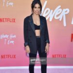Ritu Arya Instagram - @netflix @neverhaveiever 💗💗