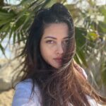 Riya Sen Instagram – Travel. Explore. Meet. Repeat. Cheers to friends who make every journey priceless! 

#love #travel #live 

🌎🚀👯‍♀️💖
