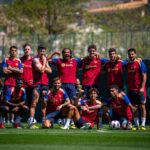 Robert Lewandowski Instagram - Team 💪🏻 @fcbarcelona