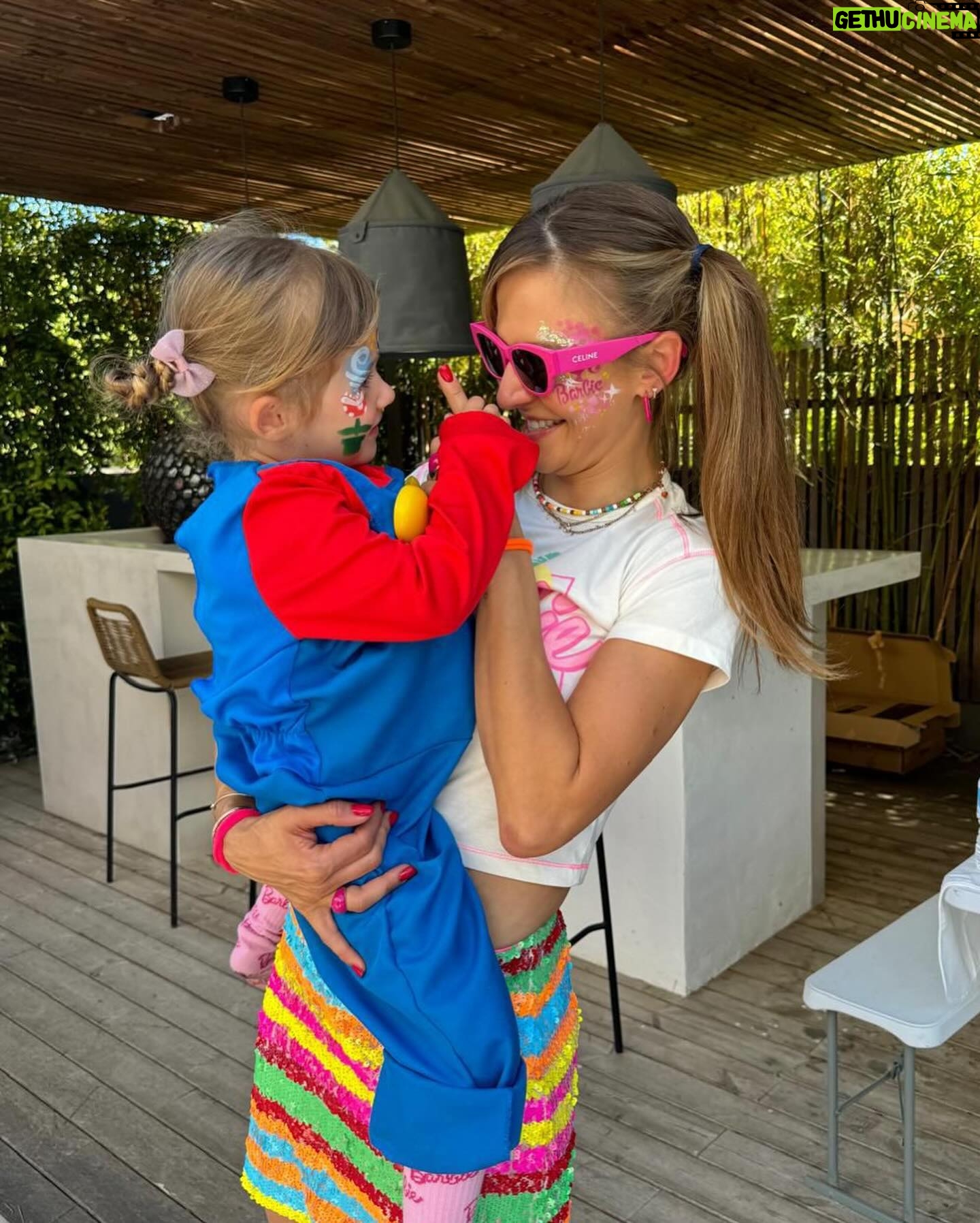 Robert Lewandowski Instagram - Happy 4th birthday Laura! Have a great day filled with love, laughter, and unforgettable memories! You are our little ray of sunshine! We love you 💕