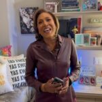 Robin Roberts Instagram - Good morning! Hope you had a terrific weekend. What a time I had in the Bahamas with #travelsquad! 😎 Glam Fam & I would like to share with you a lil #mondaymotivation #cmon 😘