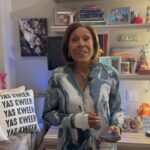 Robin Roberts Instagram - Good Morning! Playing a little hurt this morning but Glam Fam and I would still like to share with you our #tuesdaythoughts #cmon 😘