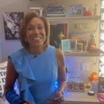 Robin Roberts Instagram – Good morning! Glam Fam & I here with you to share a bit of #wednesdaywisdom
#cmon 😘