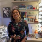 Robin Roberts Instagram – Good morning! Glam Fam & I are off the road and back in the studio to share with you #wednesdaywisdom 
#cmon 😘