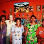 Robin Wright Instagram - Wishing all a happy International Women’s Day! We are always for the women. Always have been. @pourlesfemmesofficial @pourlesfemmesfoundation @actionkivu @easterncongo @theochocolate #internationalwomensday #fortheloveofwomen #congo #peace