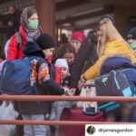 Robin Wright Instagram – Supporting the good work of Dr. James Gordon @drjamesgordon in Ukraine. He and his team @mindbodymed are currently providing help with their program they have successfully taught to practitioners in Ukraine and in conflict regions around the world. Please go to @drjamesgordon @mindbodymed for details 💙💛