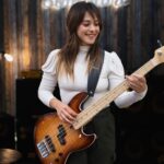 Rocío Toscano Instagram – Mi nuevo amor, el bajo 🫶🏼🎸 @gearhubcl  @slapstorelatam  @davause ❤️‍🔥