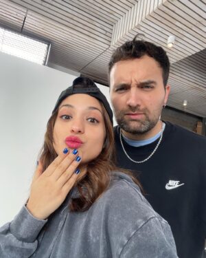 Rocío Toscano Instagram - Hace rato que no subo nada. 
Ahora subo algunas fotos de lo que han sido estos meses. 
Proyectos/maternidad. 
C viene weno. Eso espero. 
Que les gustaría ver en mi ig? 
Besis 
💖