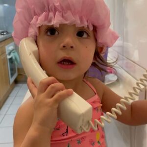 Rocío Toscano Instagram - Hace rato que no subo nada. 
Ahora subo algunas fotos de lo que han sido estos meses. 
Proyectos/maternidad. 
C viene weno. Eso espero. 
Que les gustaría ver en mi ig? 
Besis 
💖