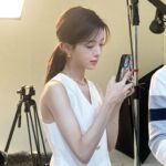 Roh Jeong-eui Instagram - 씨네 21 비하인드🎞️